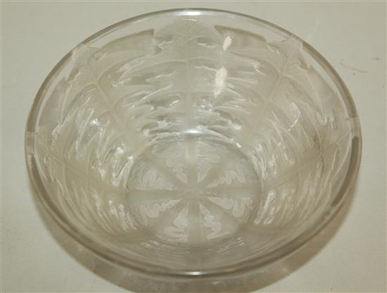 A René Lalique Pissenlit pattern clear and frosted glass small bowl, 13cm
